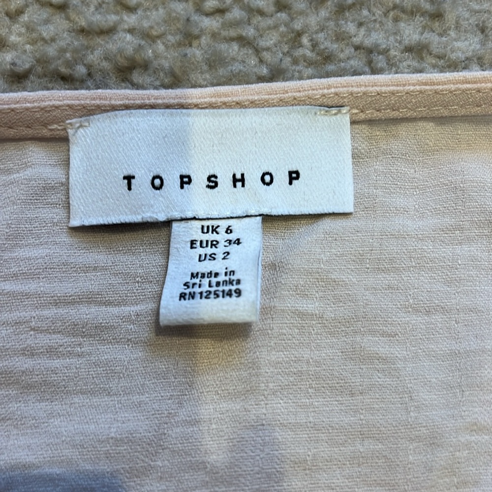 Top Shop Light Pink Ruffle Crop - Picture 2 of 3